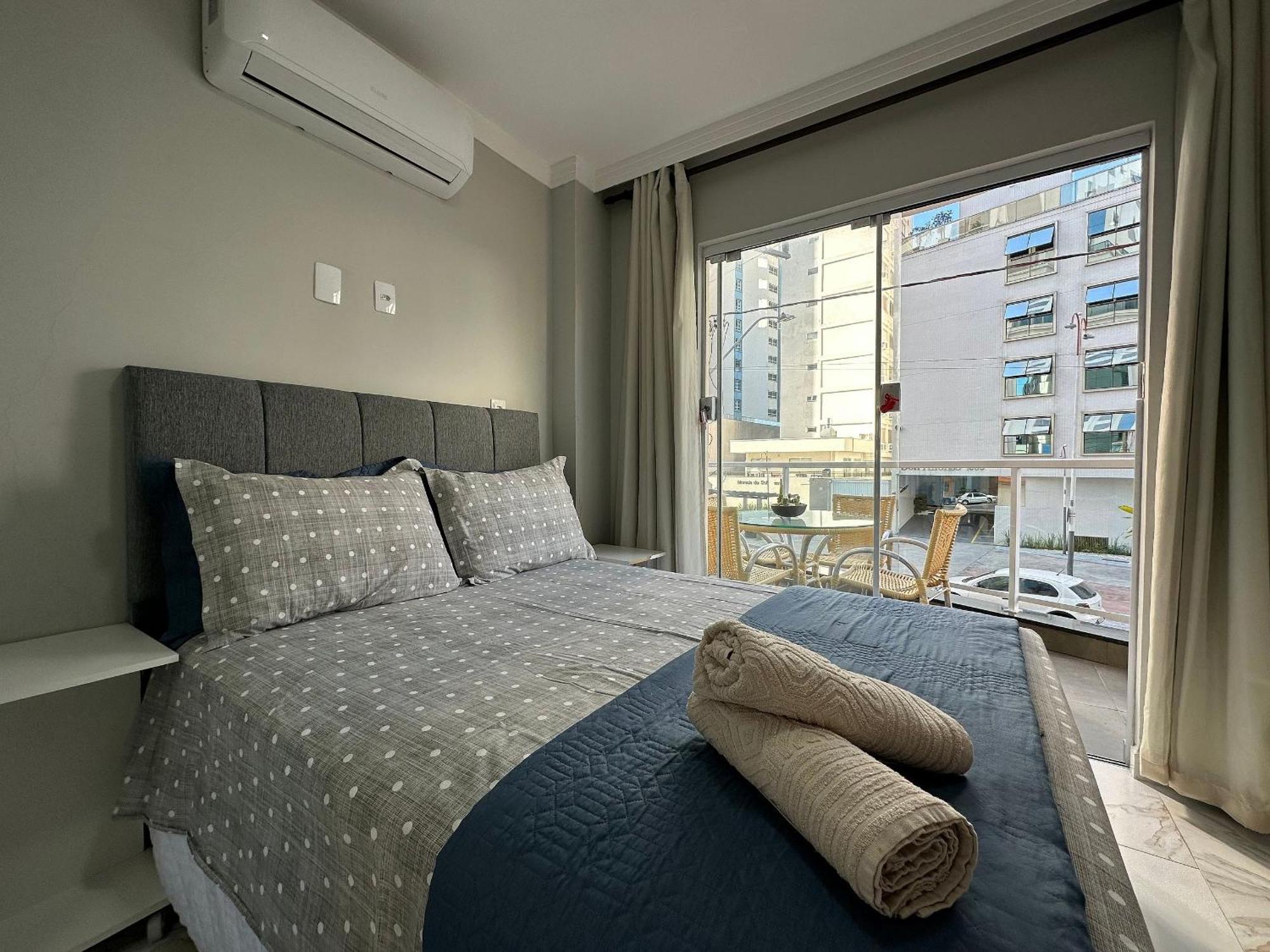 Dn01- 1º Andar| Churrasqueira| Quadra Mar | Centro Apartamento