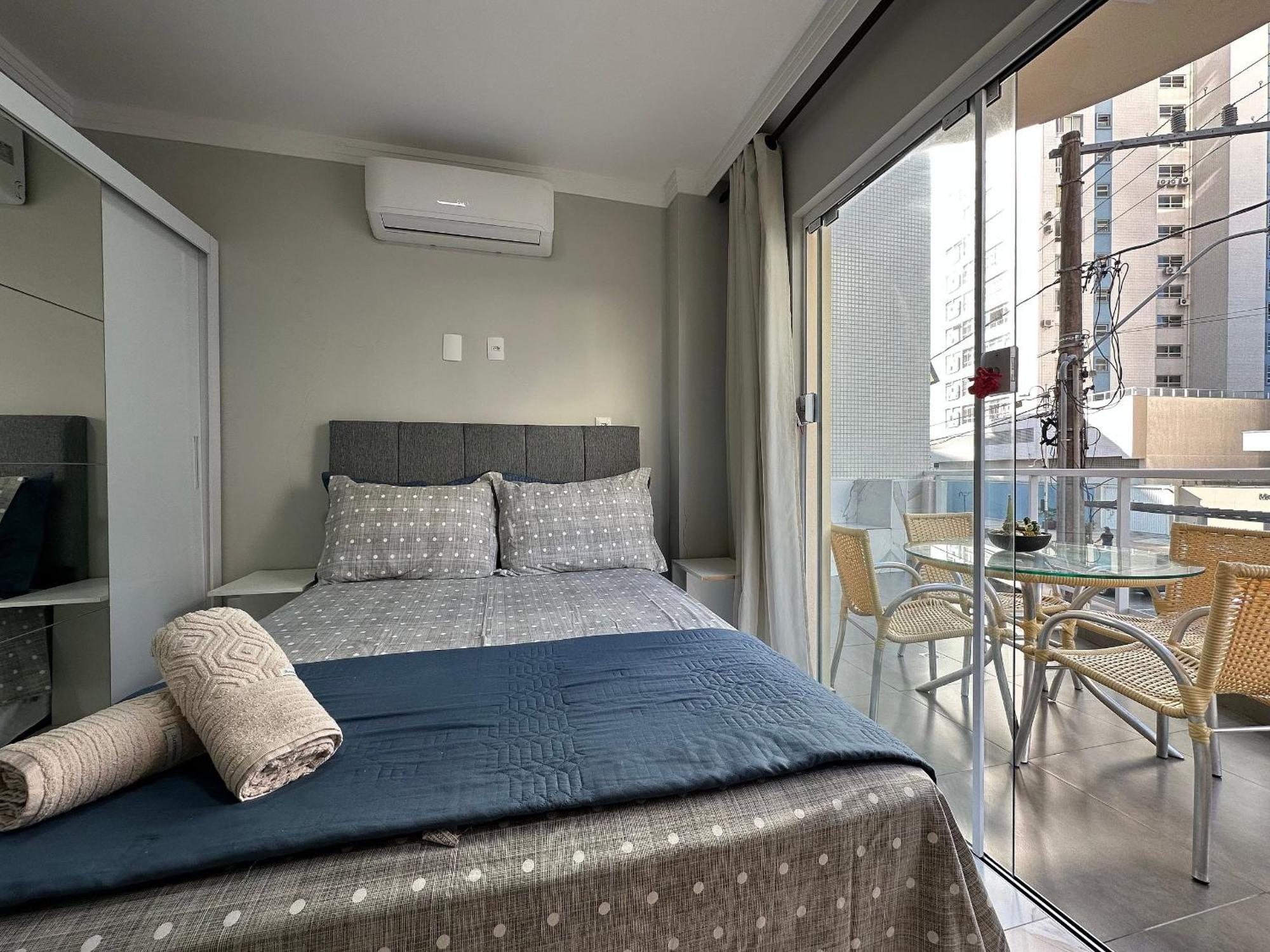 Dn01- 1º Andar| Churrasqueira| Quadra Mar | Centro Apartamento *